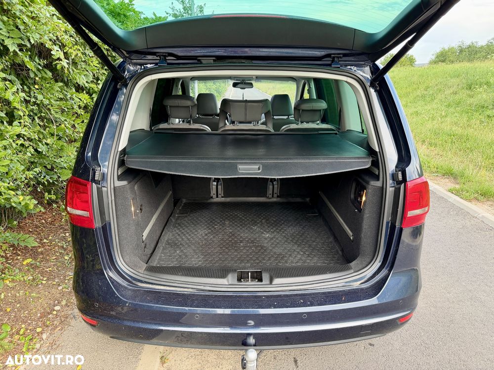 Volkswagen Sharan 2.0 TDI DSG BlueMotion Technology Highline - 12