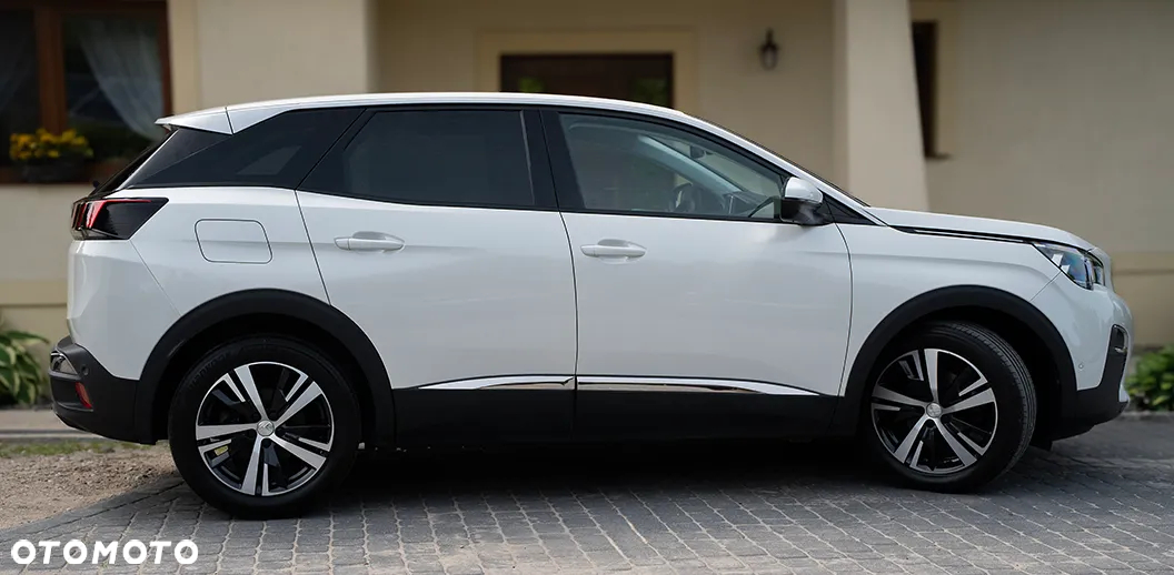 Peugeot 3008 1.5 BlueHDi Allure Pack S&S - 17