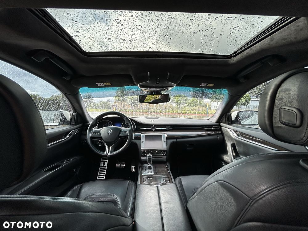 Maserati Quattroporte - 7