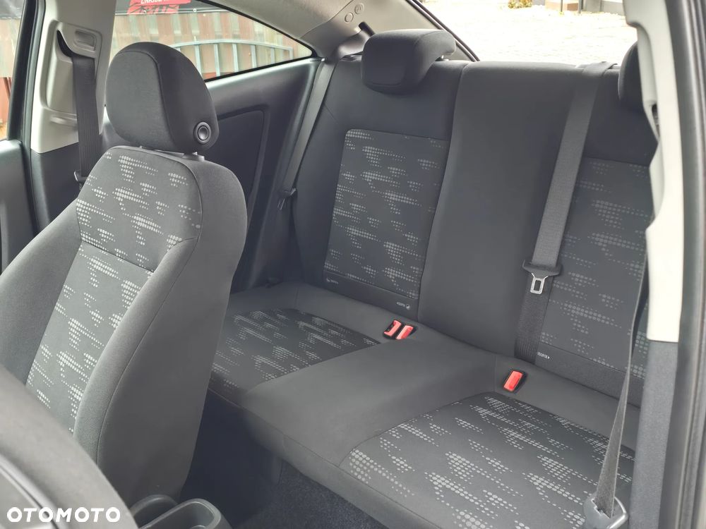 Opel Corsa 1.2 16V (ecoFLEX) Innovation - 17