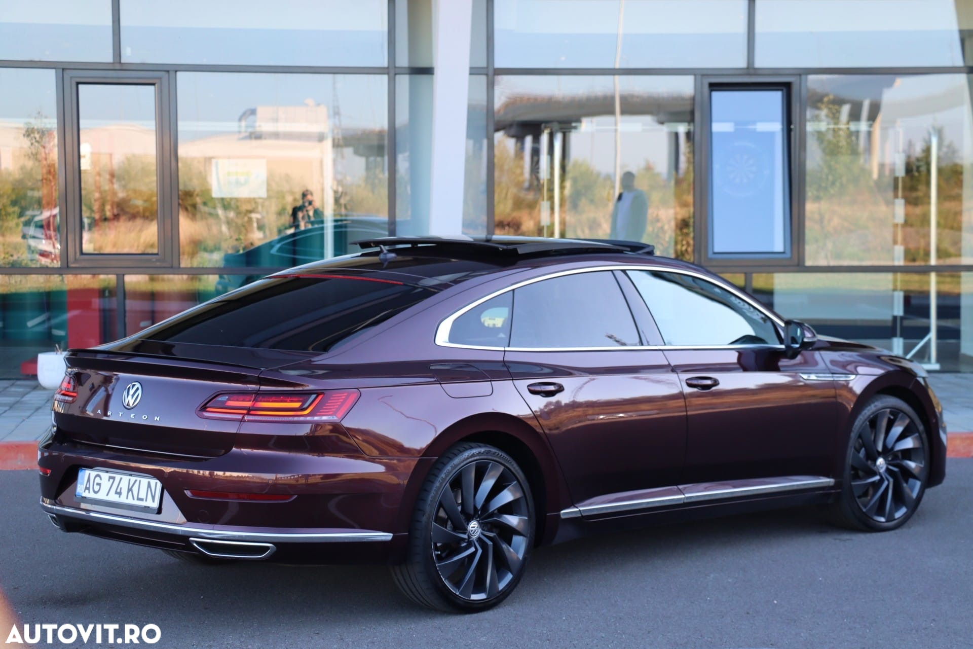 Volkswagen ARTEON 2.0 TDI DSG 4Motion R-Line - 13