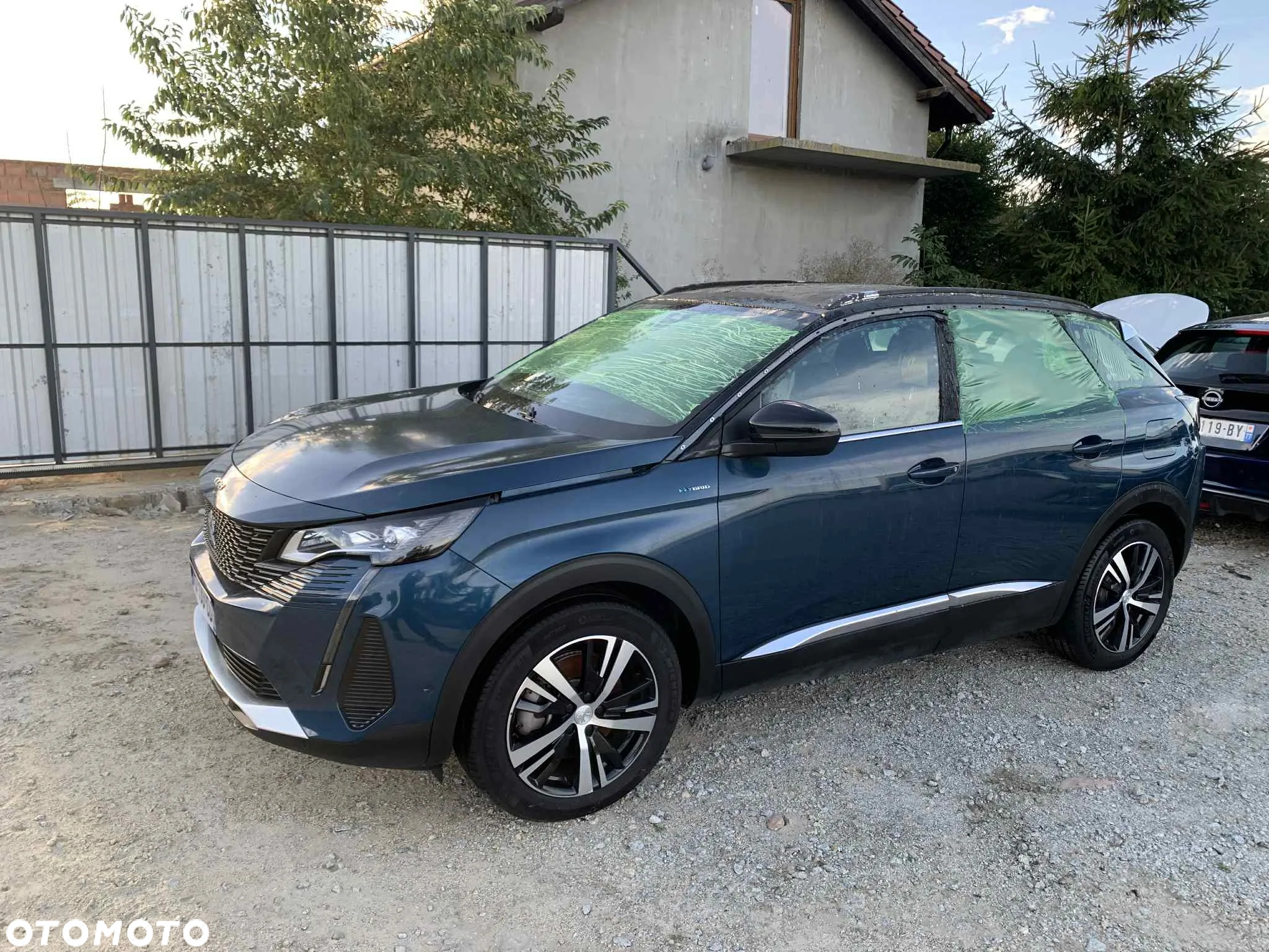 Peugeot 3008 1.6 PureTech HYbrid GT S&S EAT8 - 3