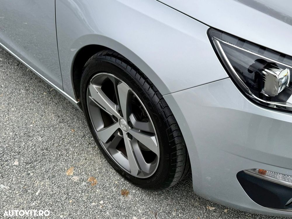 Peugeot 308 SW BlueHDi 150 Stop & Start Allure - 26