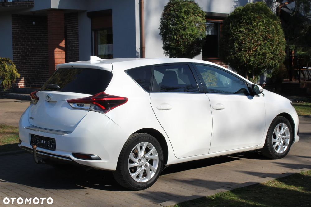 Toyota Auris 1.33 Dual-VVT-i Comfort - 5