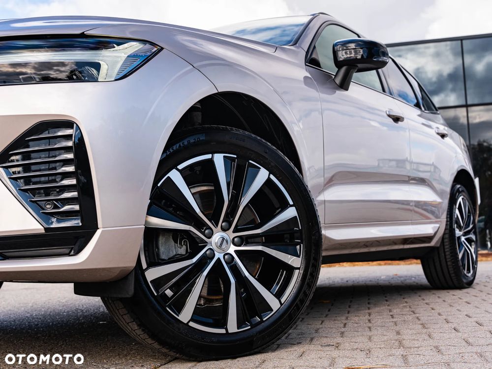 Volvo XC 60 B4 B Plus Dark - 20