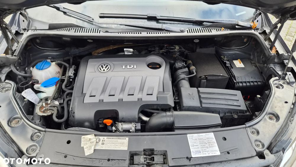 Volkswagen Touran - 21
