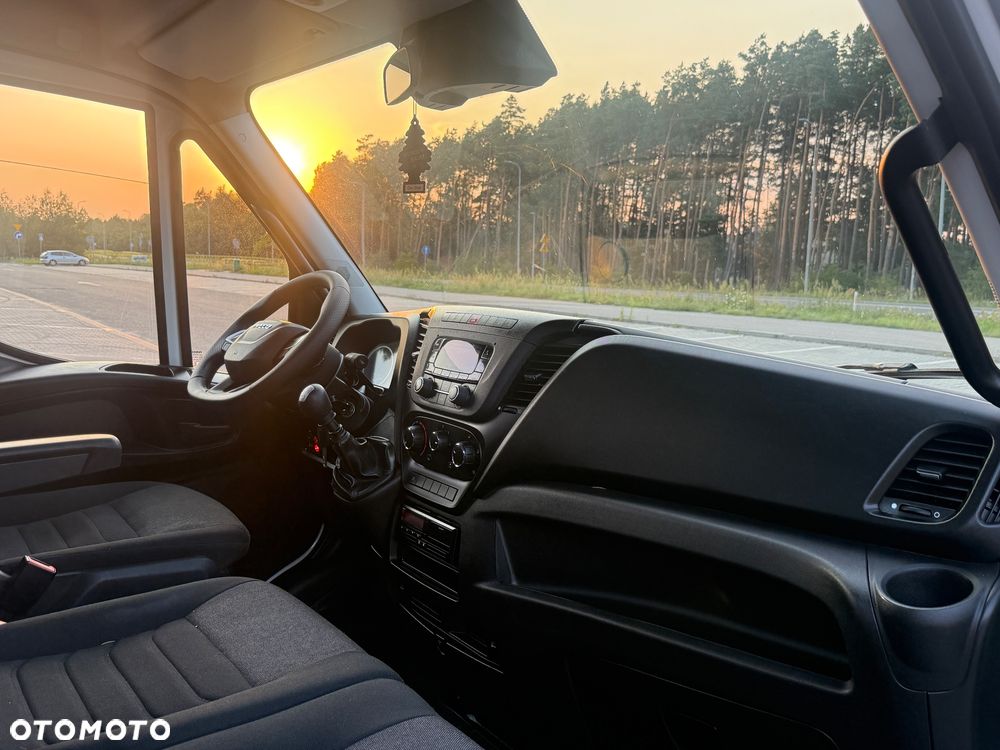 Iveco DAILY 70-180 3.0 HPI 180KM HDS FASSI+WYWROTKA 3-stronna ! 107 tyś km! 9 M WYSUW!5-ta 6-ta Funkcja Zero Korozji! - 29