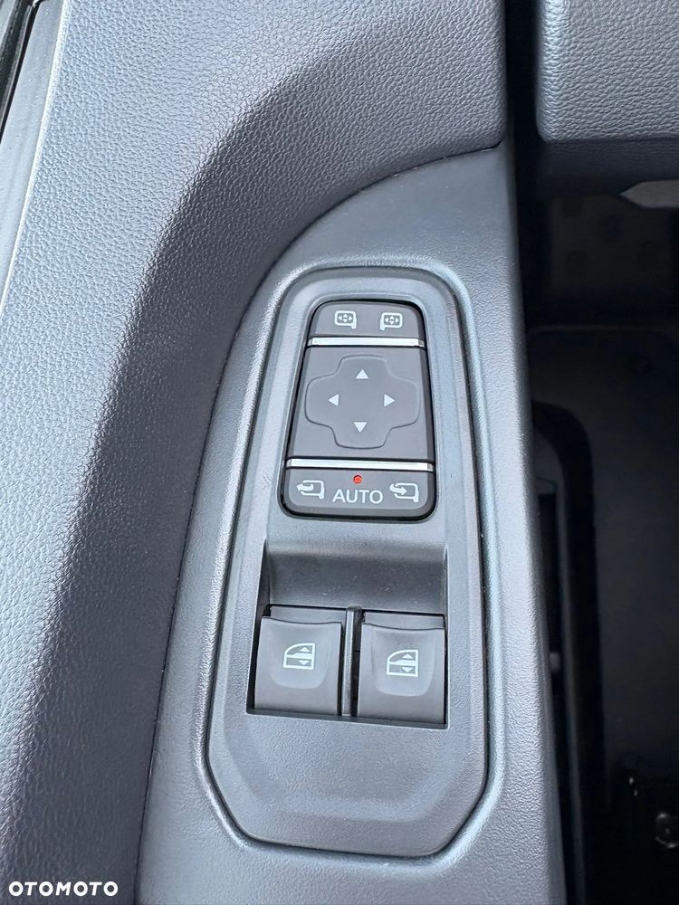 Renault Trafic L1H1 2.0dCi 150 KM - 14