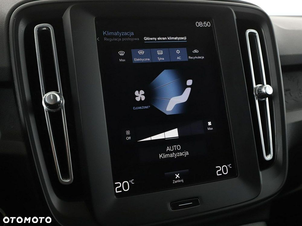 Volvo XC 40 T2 Momentum Core - 29
