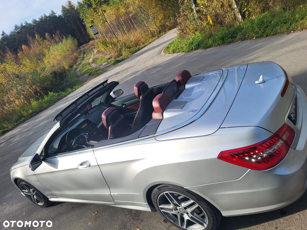 Mercedes-Benz E-Class 2011 photo 3