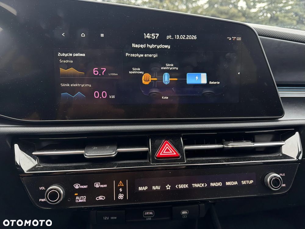 Kia Niro 1.6 GDI Hybrid L - 23