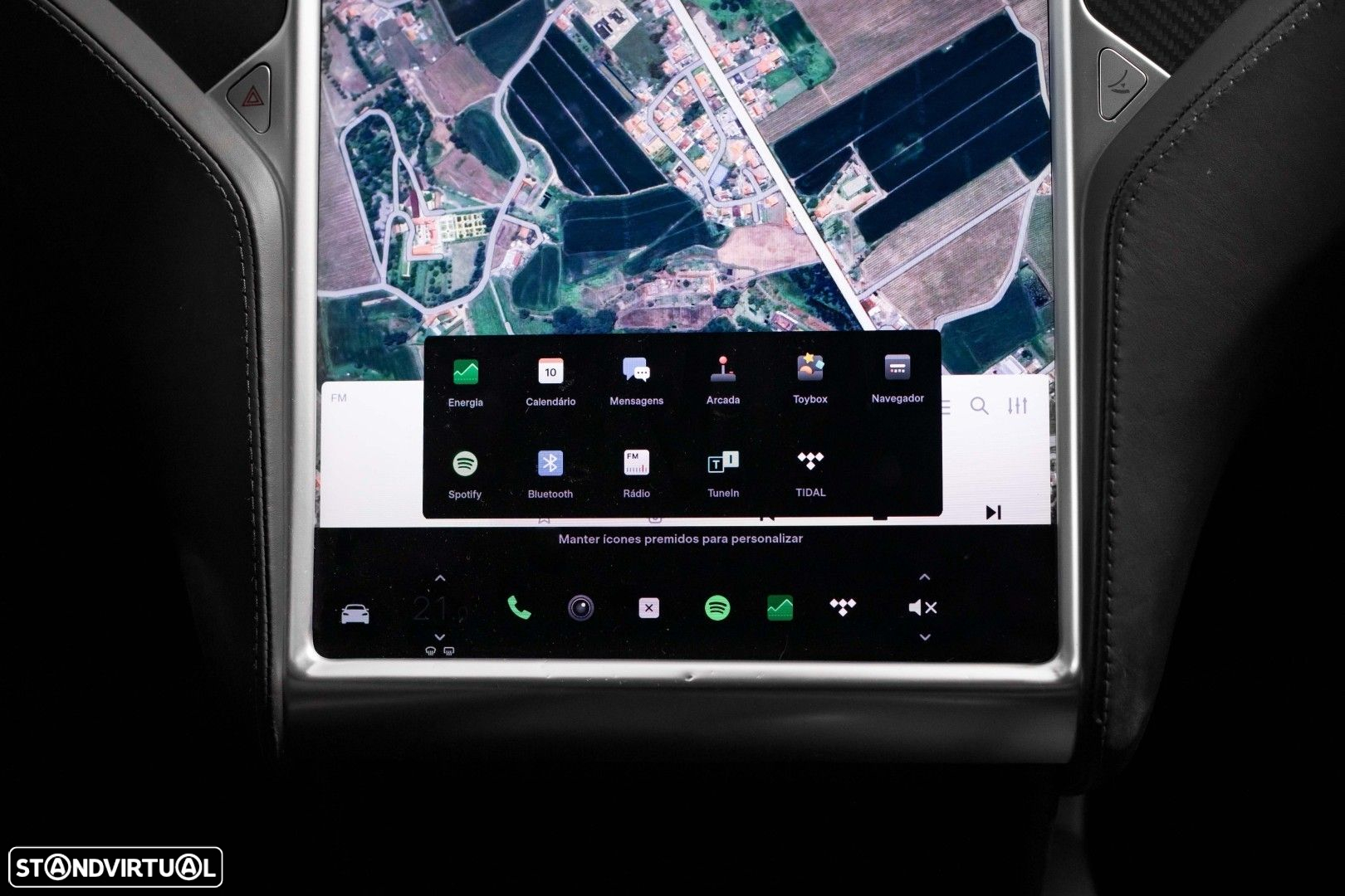 Tesla Model S 90D - 23