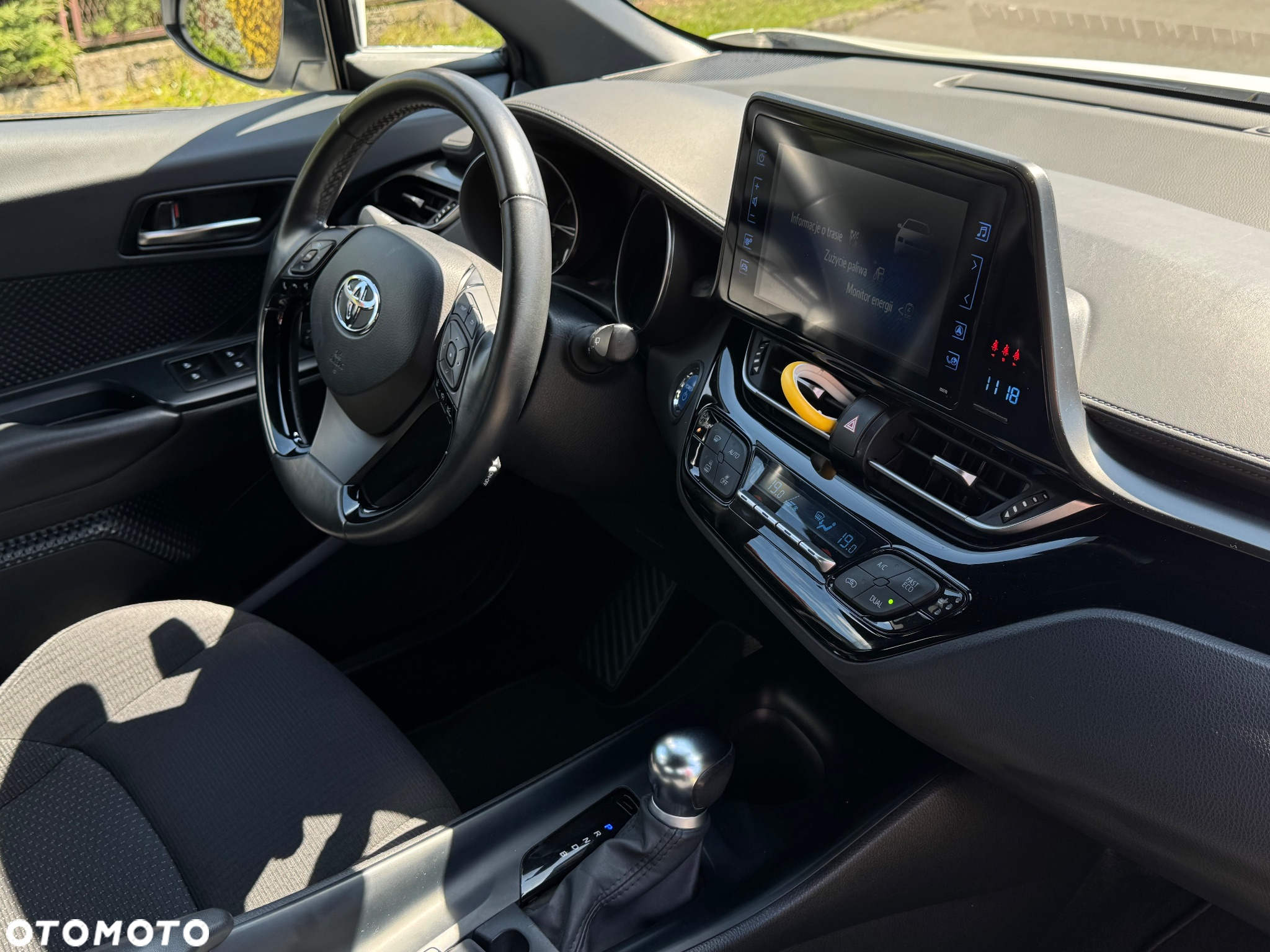 Toyota C-HR - 24