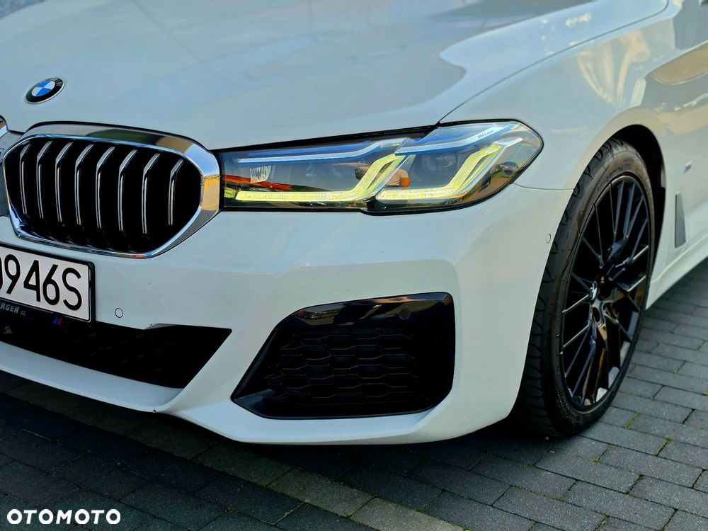 BMW Seria 5 540d xDrive M Sport Edition - 11