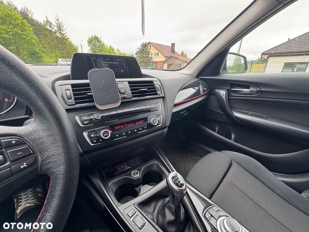 BMW Seria 1 118d Sport Line - 7