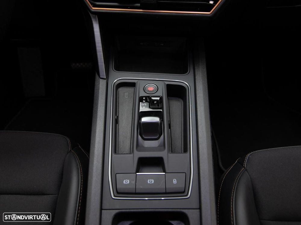 Cupra Formentor 1.4 e-Hybrid Base DSG - 19