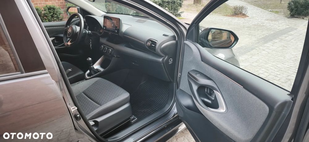 Toyota Yaris 1.5 Comfort - 17