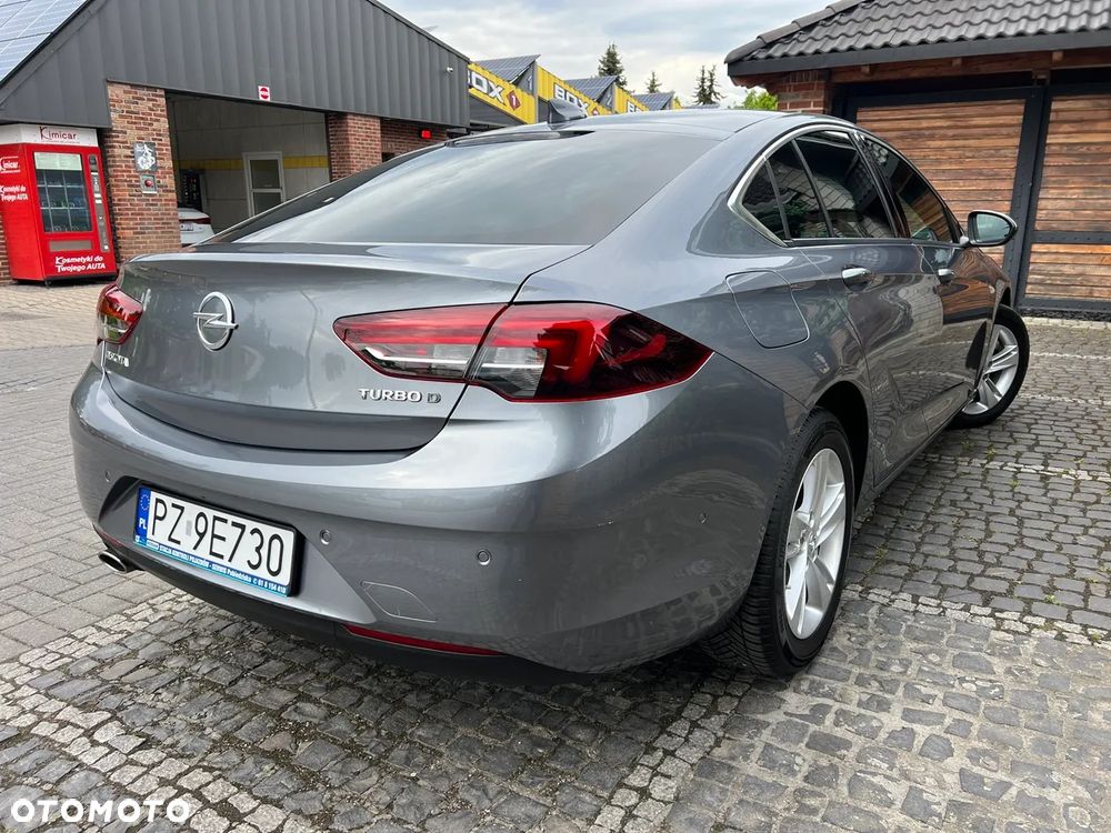 Opel Insignia - 10