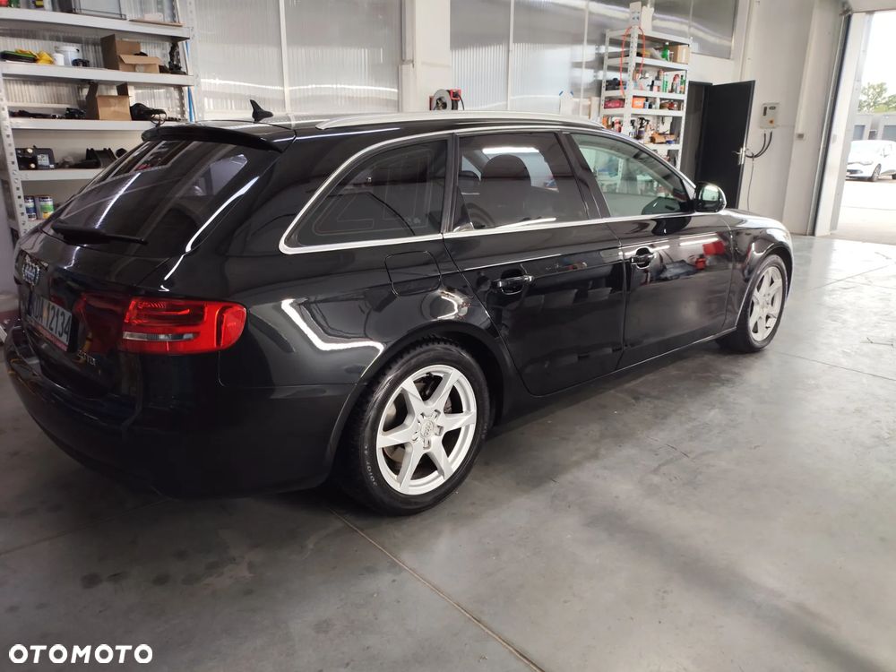 Audi A4 Avant 2.0 TDI - 4