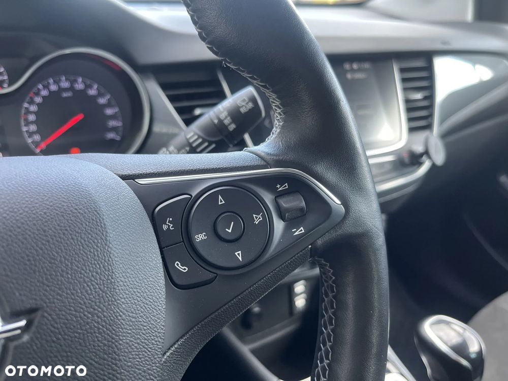 Opel Crossland X - 24