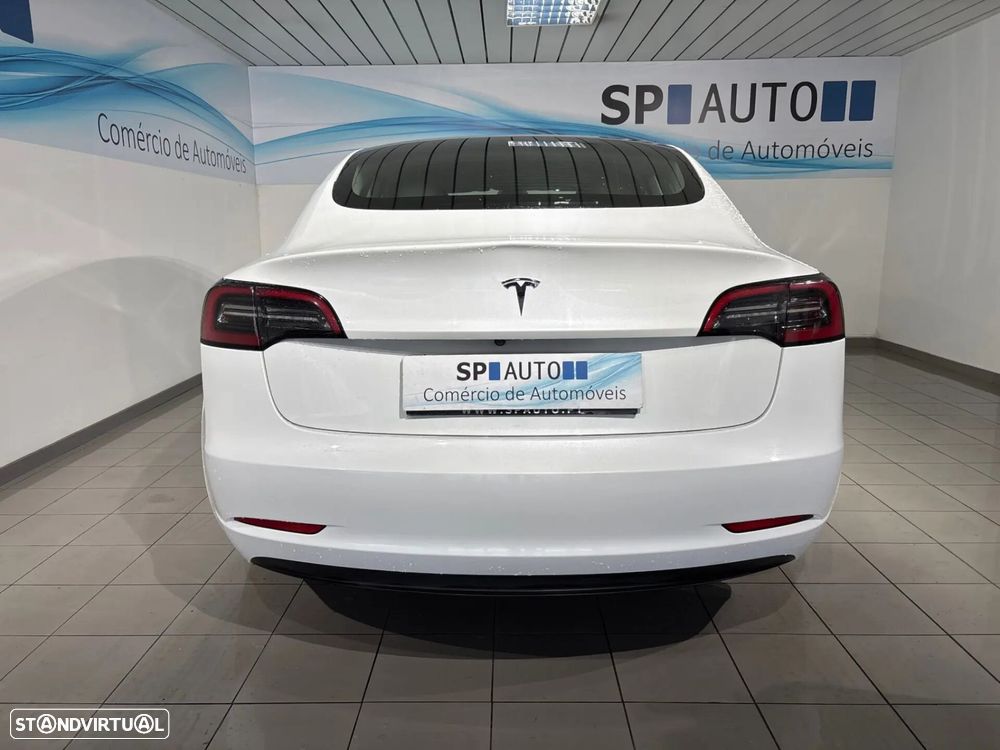 Tesla Model 3 Long Range Tração Traseira - 6