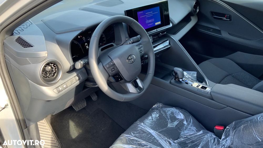 Toyota C-HR - 9