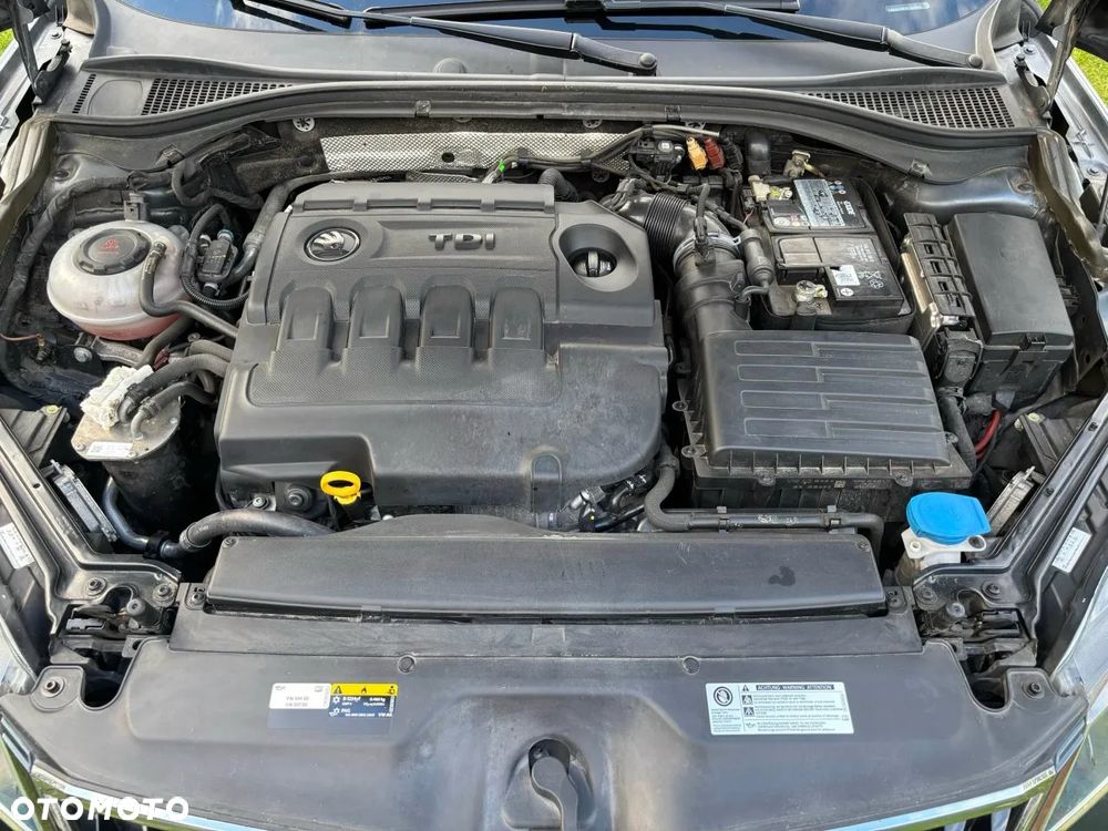 Skoda Superb 2.0 TDI Ambition - 10