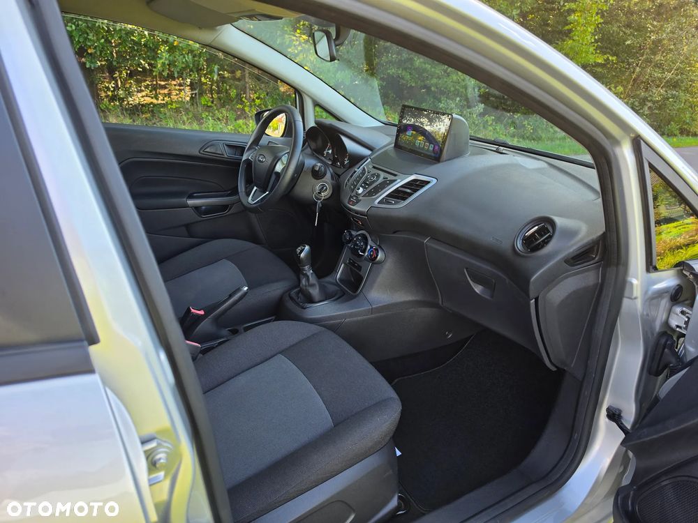 Ford Fiesta 1.25 SYNC Edition - 19