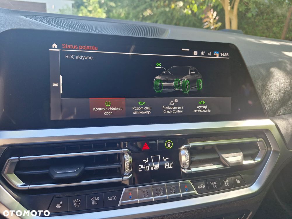BMW Seria 3 330i M Sport sport - 24