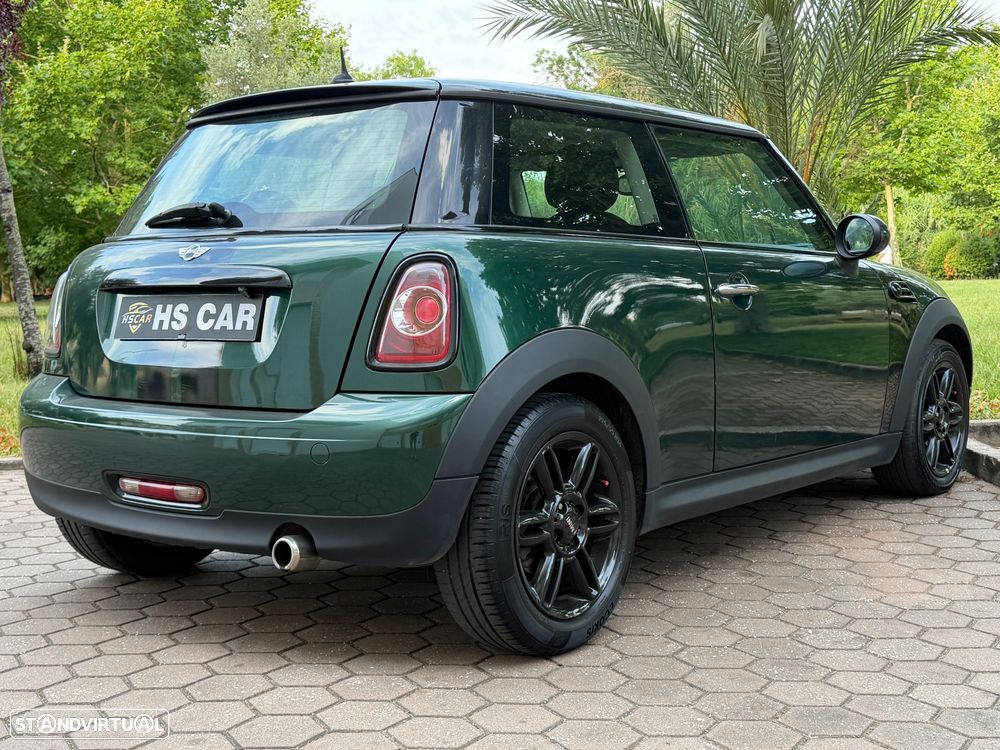 MINI 3 Portas Cooper D - 10