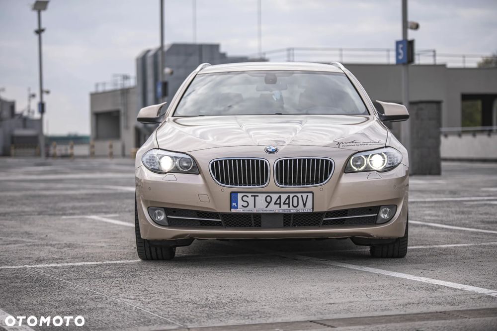 BMW Seria 5 - 32
