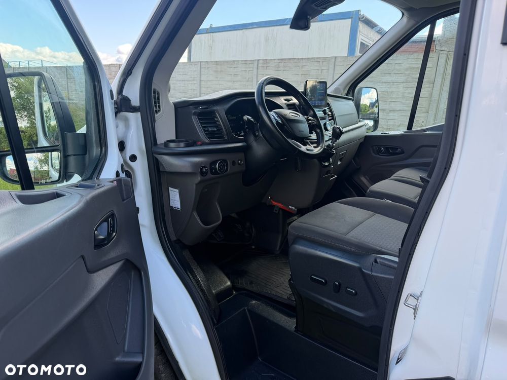 Ford Transit - 10