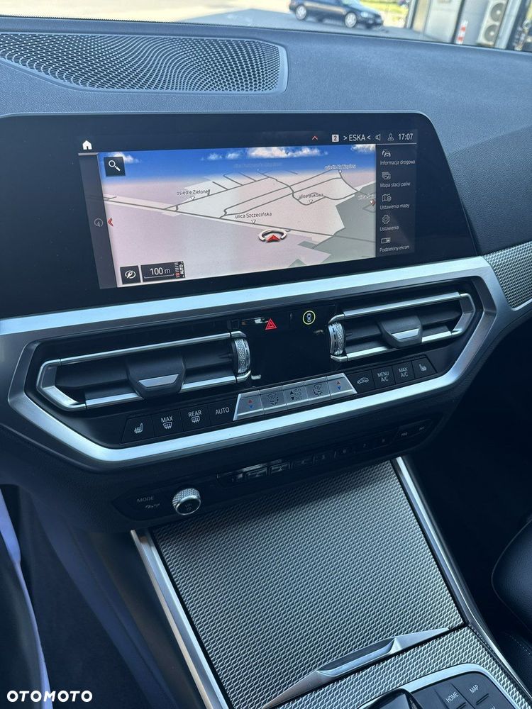 BMW Seria 3 - 24