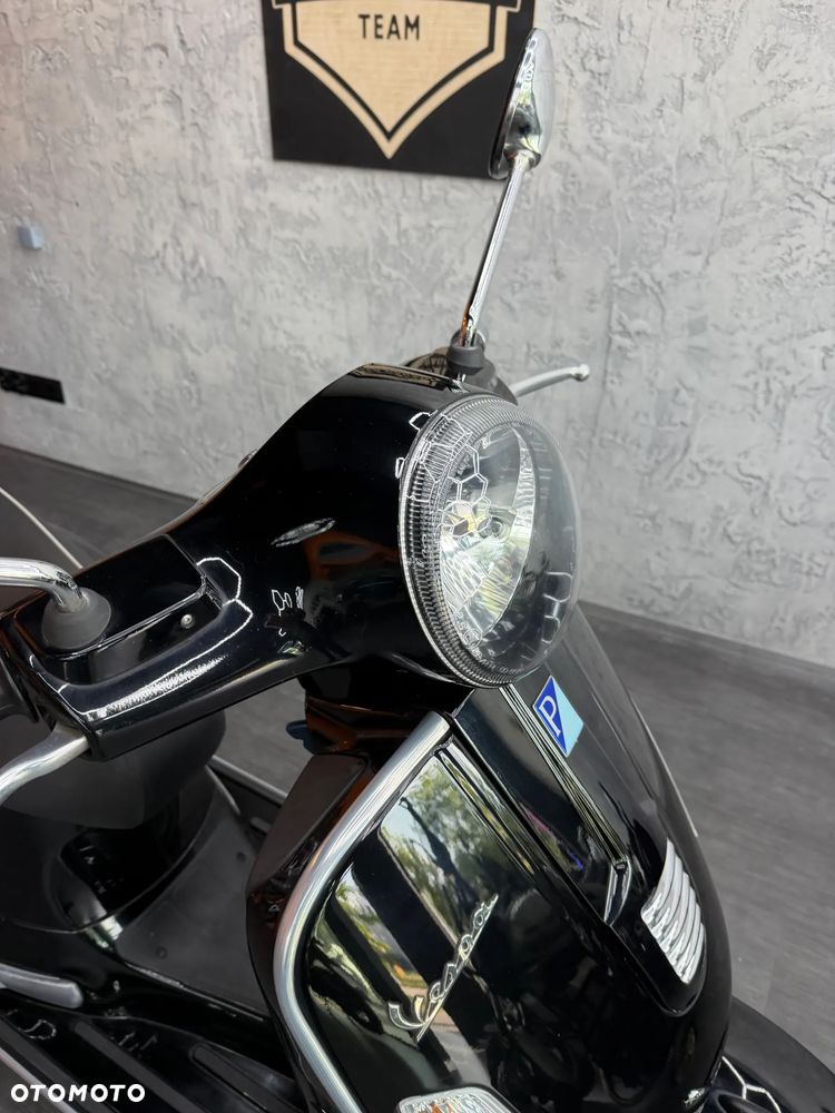 Vespa GTS - 13