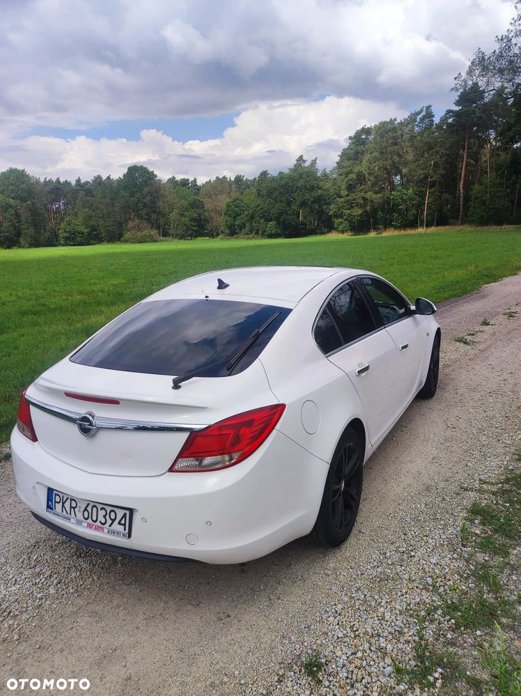 Opel Insignia 2.0 CDTI - 9