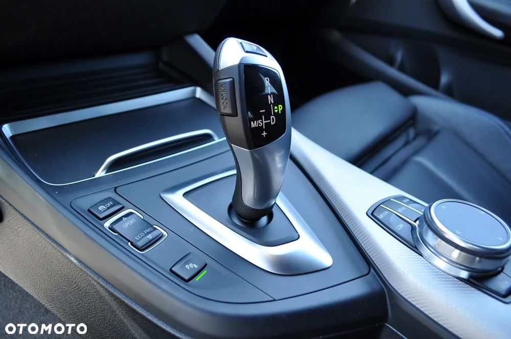 BMW Seria 1 - 21