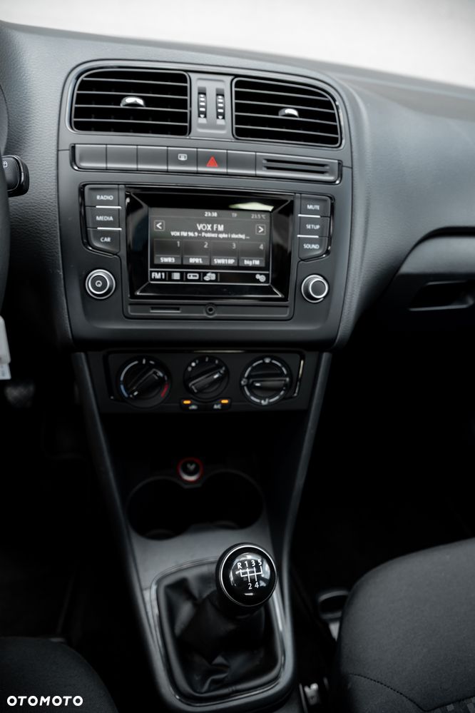 Volkswagen Polo 1.4 TDI Blue Motion - 32