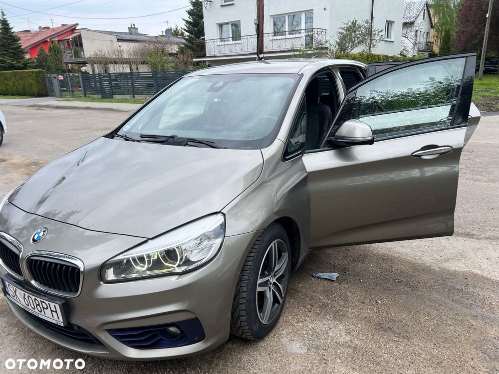 BMW Seria 2 218i Sport Line - 1