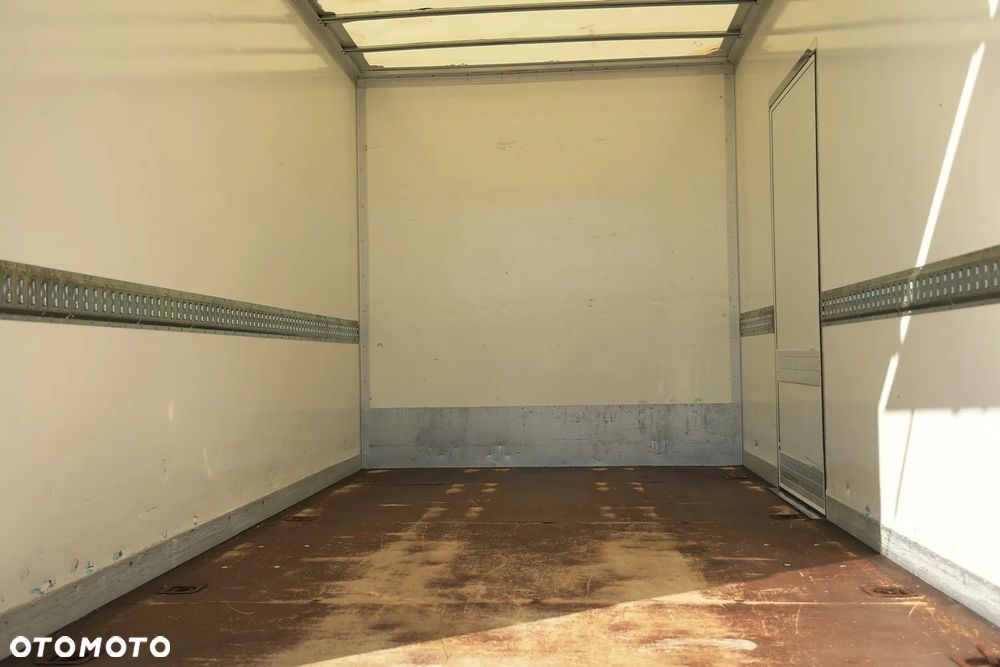 Renault MASTER 2.3 dCi 163KM * KONTENER 8ep+ WINDA 750kg* - 31