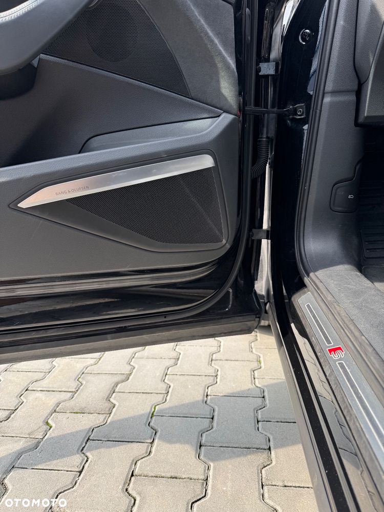Audi e-tron 50 Quattro S Line - 11