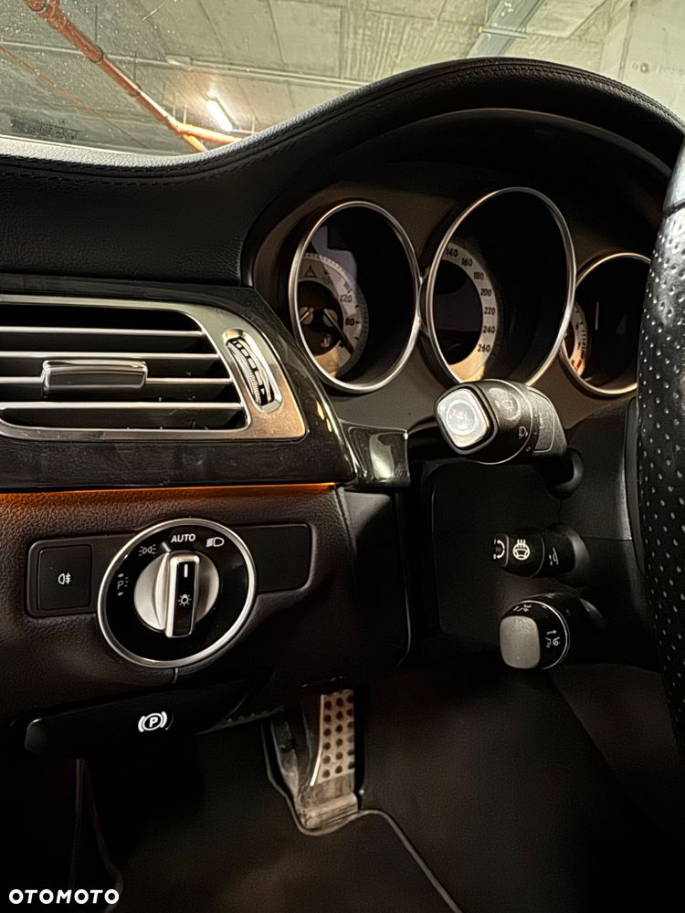 Mercedes-Benz CLS 500 4Matic 7G-TRONIC - 15