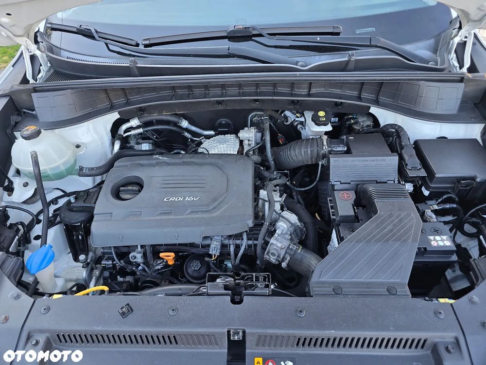 Hyundai Tucson 1.7 CRDI BlueDrive Style 2WD - 24