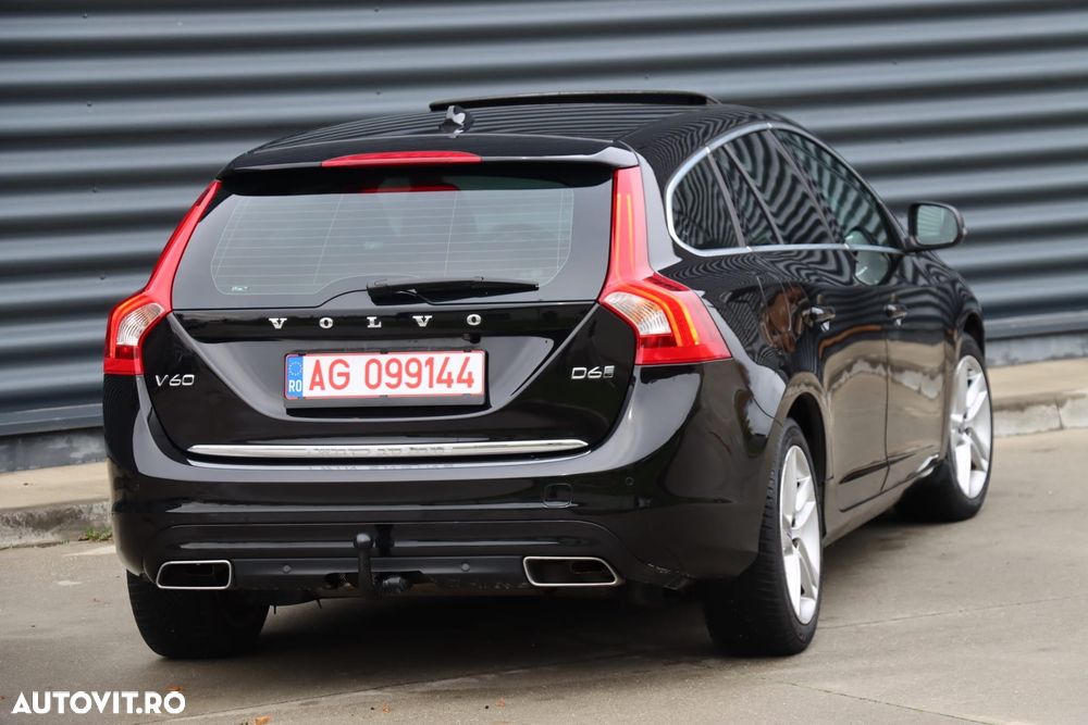 Volvo V60 D6 Twin Engine Geartronic Summum - 14