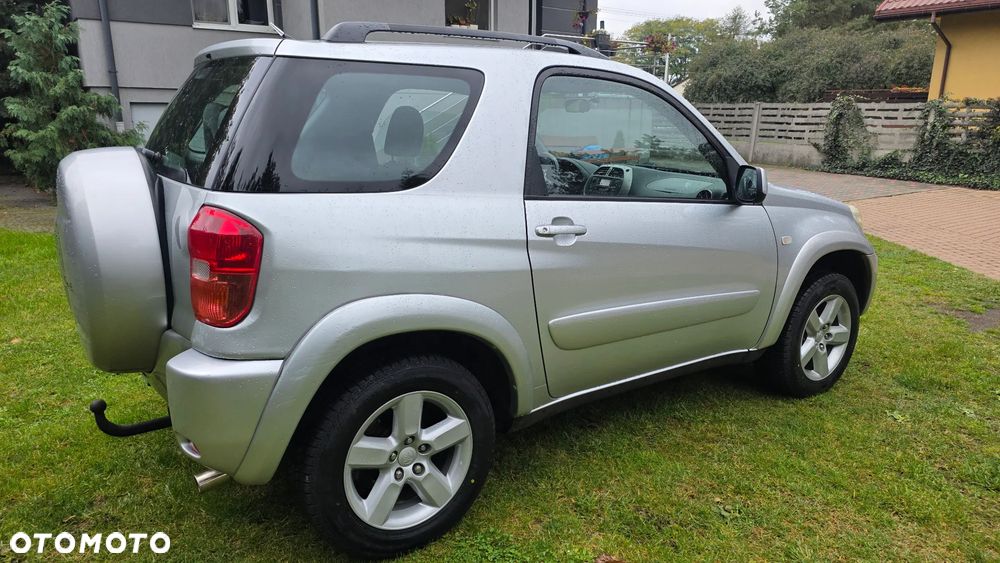 Toyota RAV4 4x4 Edition - 19