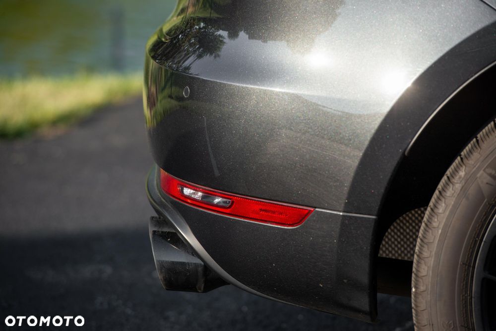 Porsche Macan Standard - 24