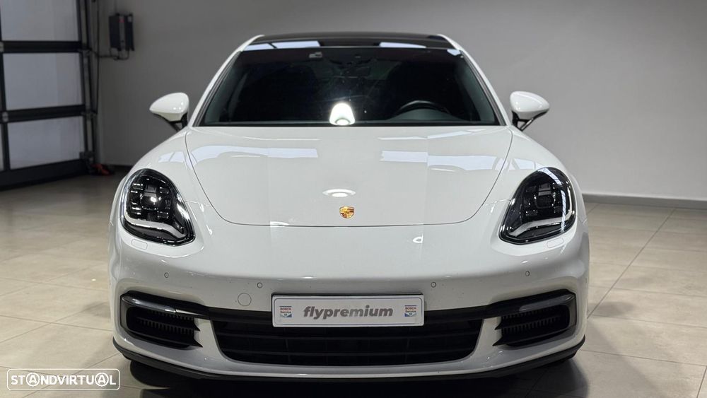 Porsche Panamera Sport Turismo 4 E-Hybrid - 2