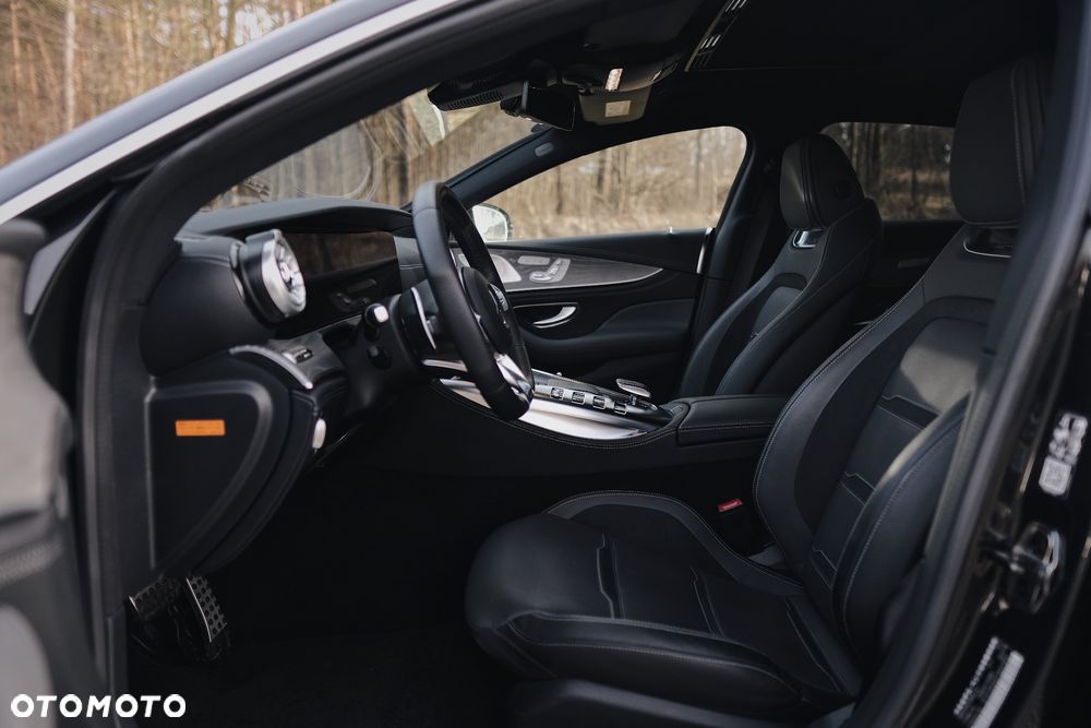 Mercedes-Benz AMG GT 43 4Matic+ Speedshift TCT 9G Sonderedition - 4