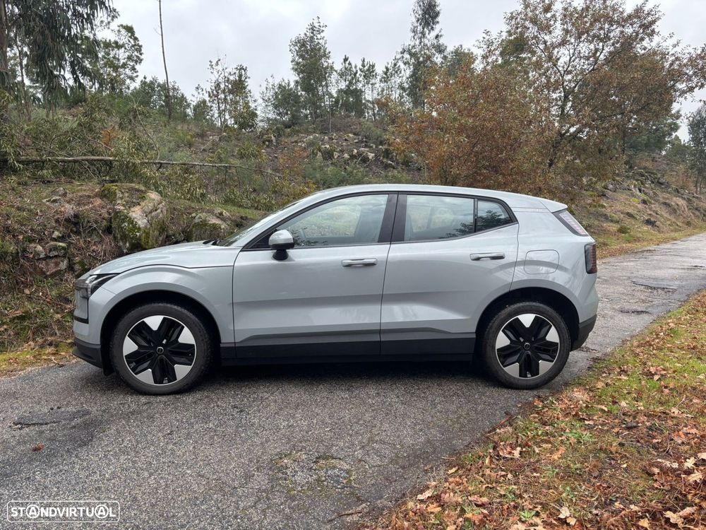 Volvo EX30 69 kWh Single Motor Extended Range Plus - 5