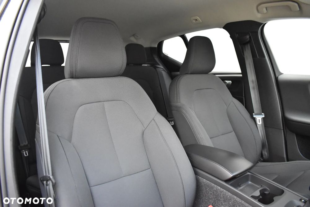 Volvo XC 40 T3 - 11