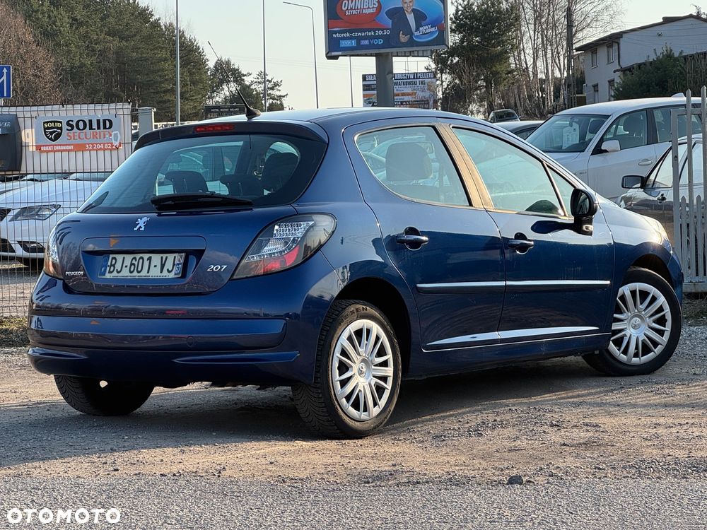 Peugeot 207 90 HDi FAP (Blue Lion) Tendance - 9